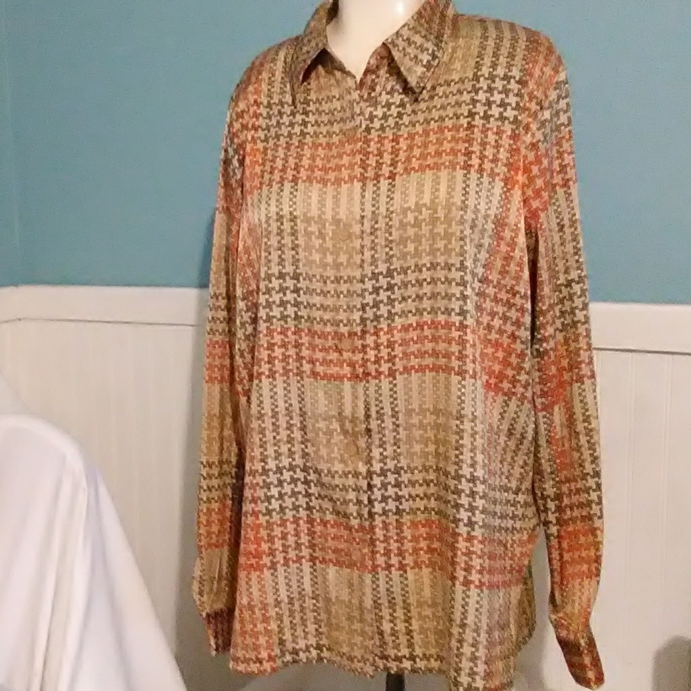 FINAL DROP! Alfred Dunner Button Down Shirt. Size 16